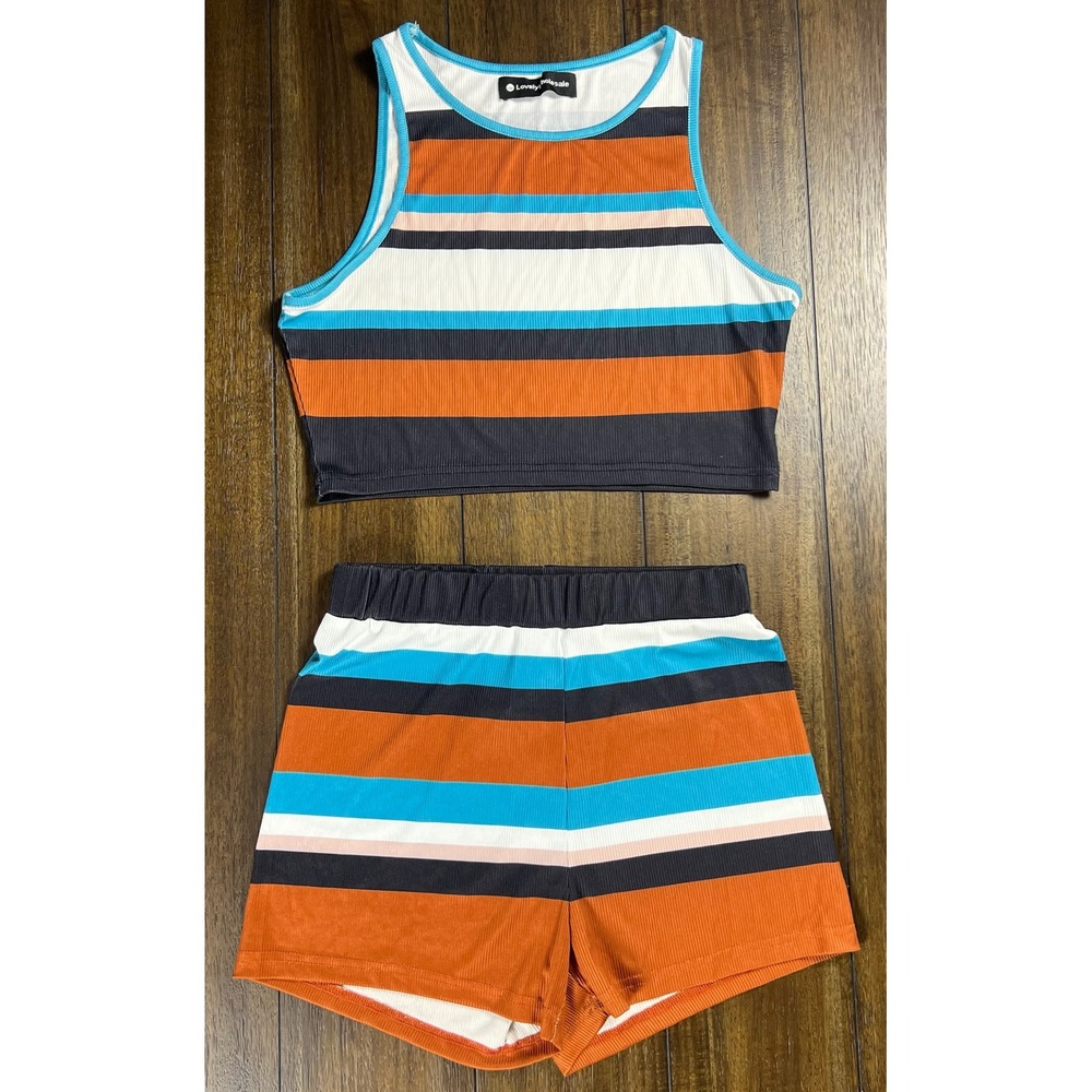 LovelyWholesale Womens Striped Ribbed 2 Piece Set Crop Top Shorts Orange Blue M